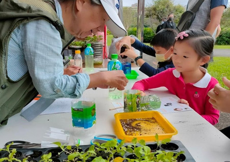 志工老師與小學員